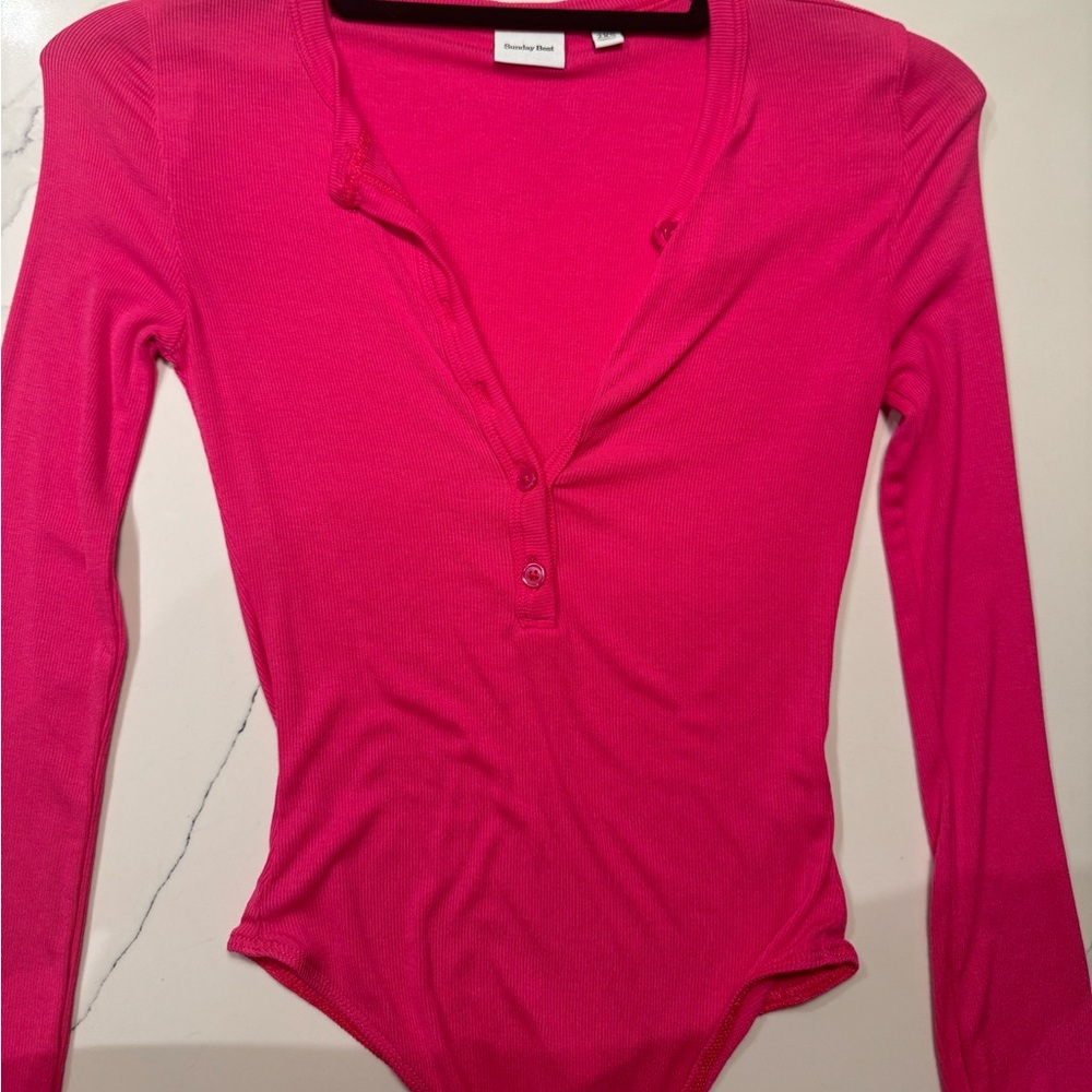 DISCONTINUED Aritzia, Sunday Best Fuchsia Long Sleeve Henley Bodysuit